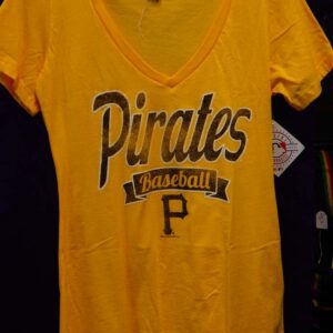 Medium Pittsburgh Pirates Baseball T-Shirt